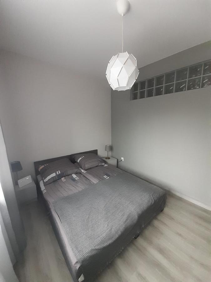 Lewa Lodz Apartment Exterior photo